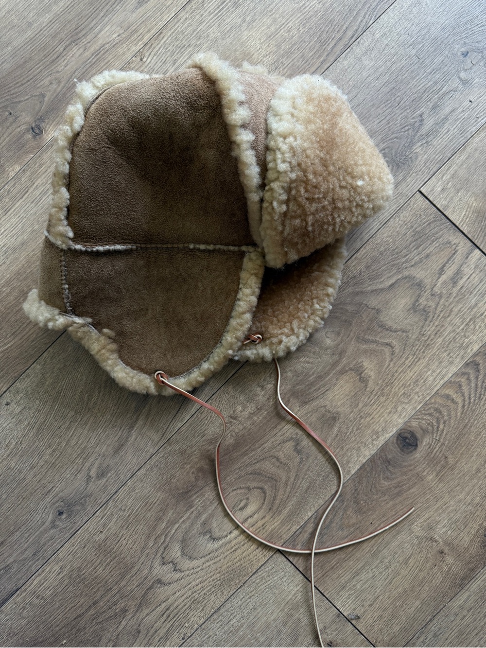 Cozy Shearling Aviator Hat - Brown & Cream
